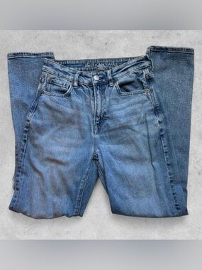 American Eagle Distressed Blue Jeans